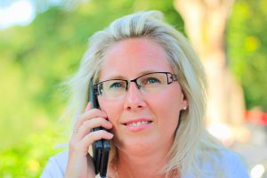 Direct sales making phone calls